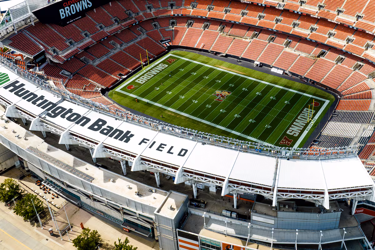New Era: Cleveland Browns Unveil State-of-the-Art, $1.2 Billion Renovation to Huntington Bank Field  Stadium Redefining Football Standard with Cutting-Edge Technology, Luxury Suites, and Expanded Seating for a World-Class Fan Experience